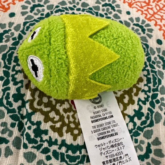 Disney Store Kermit the Frog 3.5" Plush Mini Tsum Tsum - Picture 5 of 7